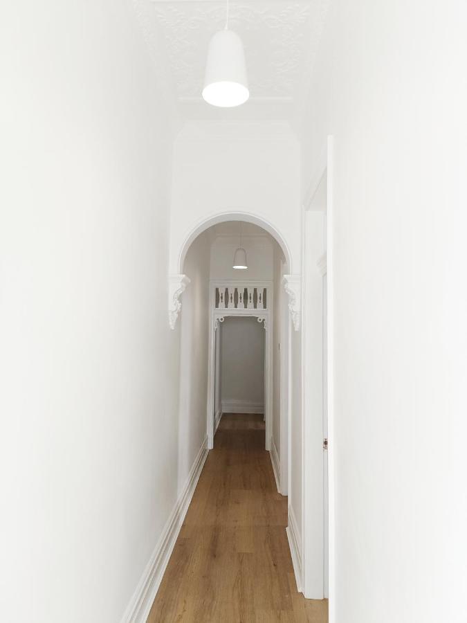 Lovely 1min Walk To Station With 55inch Tv Sydney